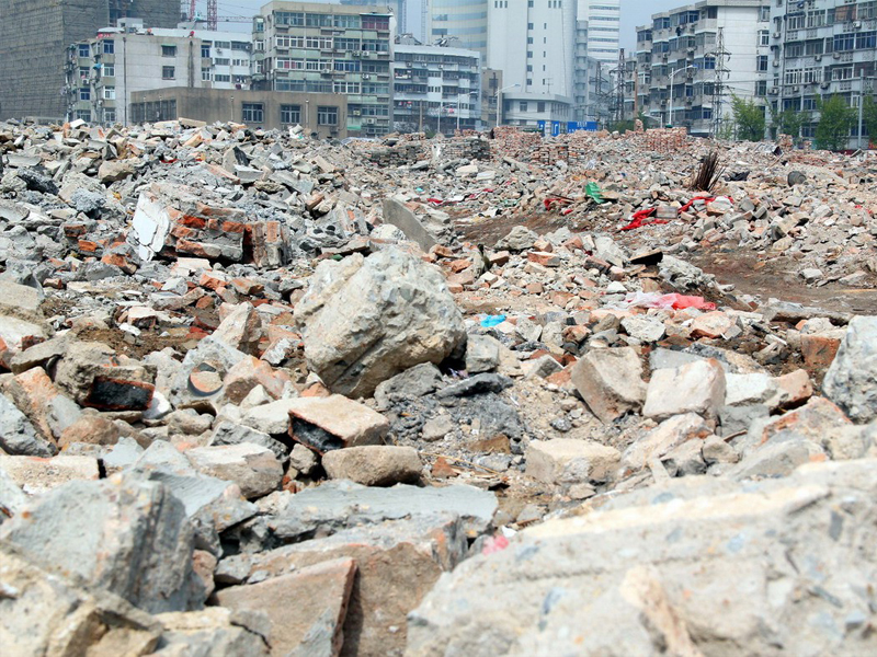 建筑垃圾已經(jīng)成為城鎮(zhèn)發(fā)展的一大污染源 建筑垃圾已經(jīng)成為城鎮(zhèn)發(fā)展的一大污染源