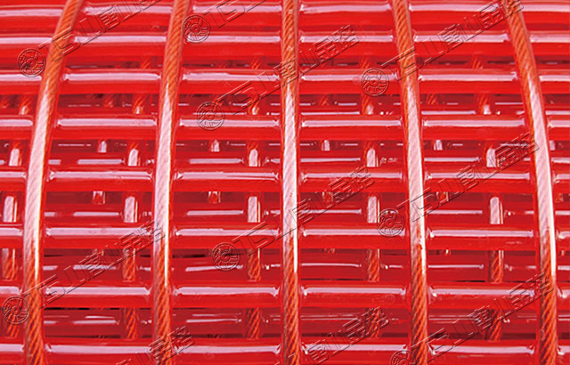 篩分設備選用聚氨酯篩網(wǎng)，高耐磨、壽命長